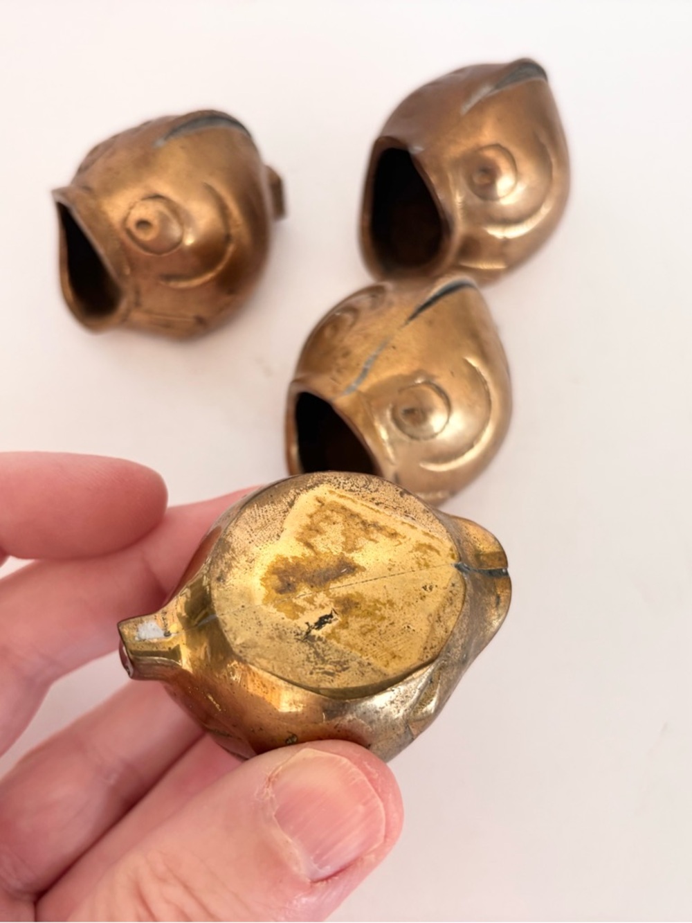 4 Vintage MCM Solid Brass Fish Ashtray Open Mouth Koi Retro Kitsch Decor Aged - Picture 4 of 11